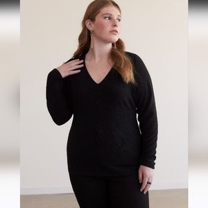 Penningtons BLACK Long-Sleeve Black V-Neck Knit Top Metallic Fibers Size 2X